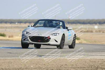 media/Oct-18-2025-Speed Ventures (Sat) [[8b3b7cf525]]/Purple/Session 1 (Sweeper)/